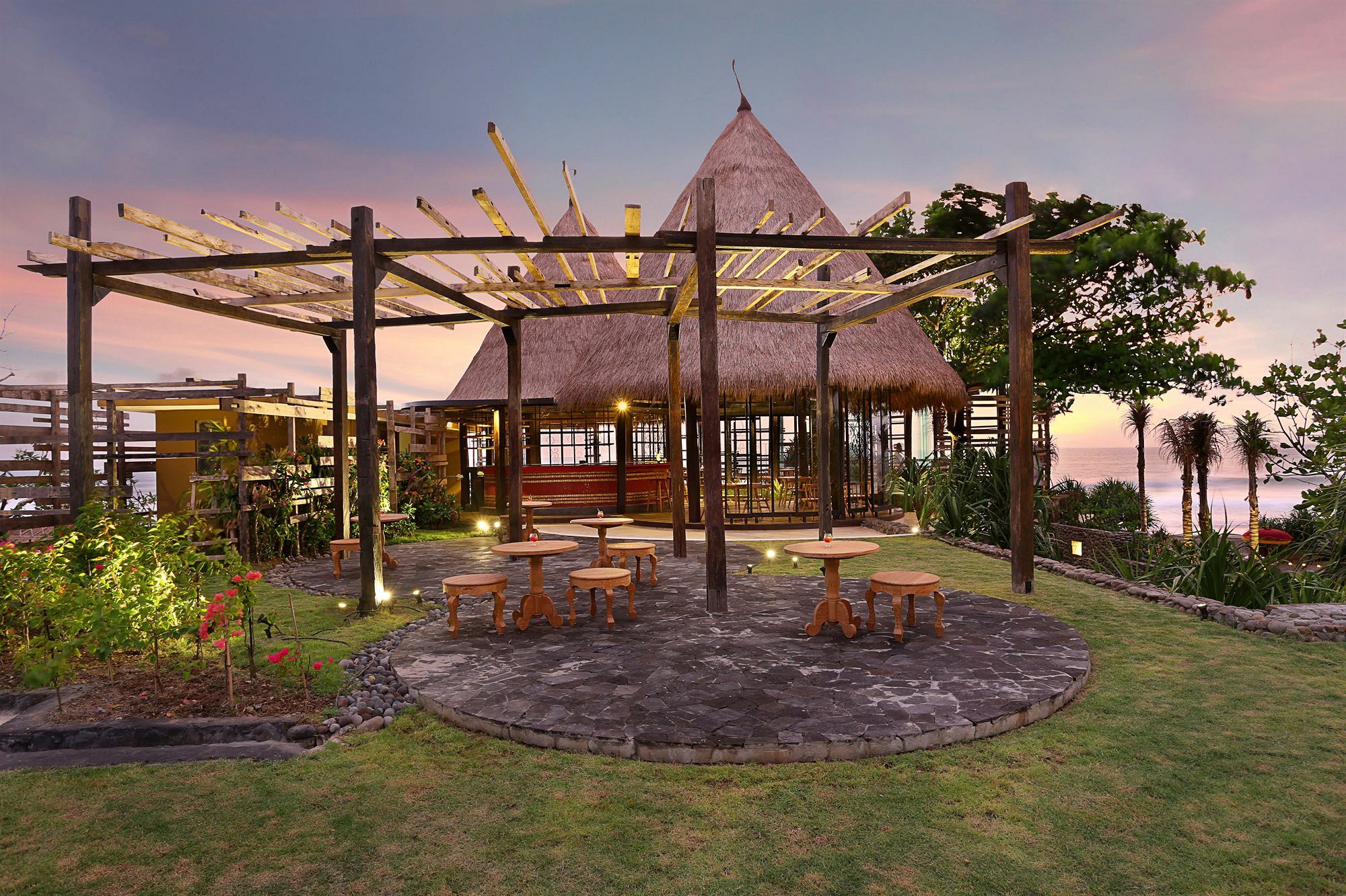 Hotel Wakagangga Selemadeg Exteriér fotografie